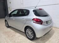 PEUGEOT 208 Style