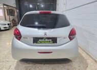 PEUGEOT 208 Style