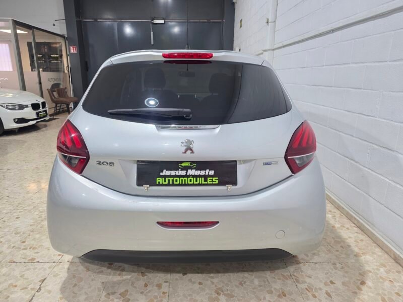 PEUGEOT 208 Style