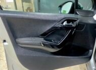 PEUGEOT 208 Style