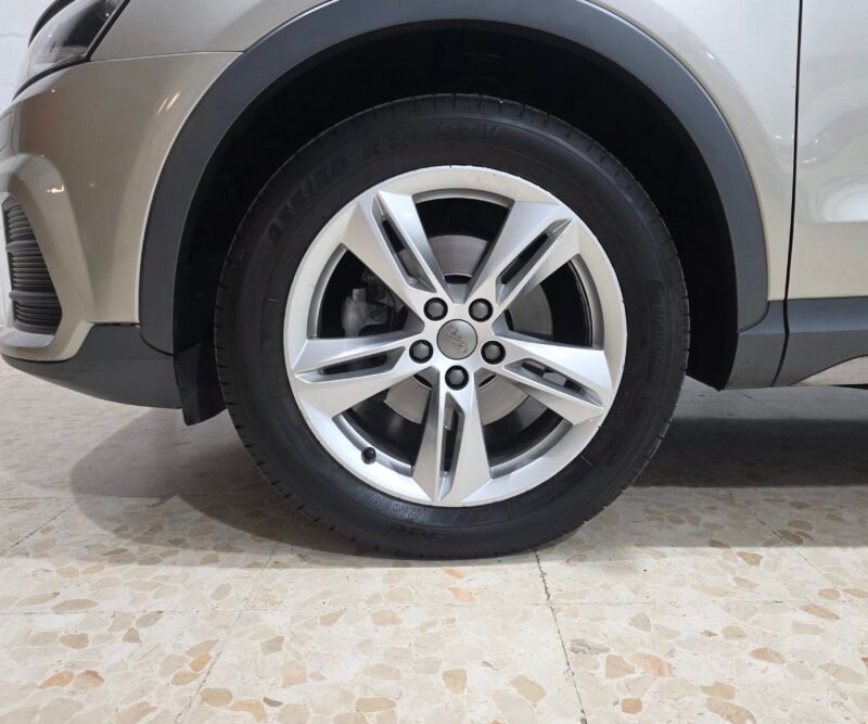 AUDI Q3 2.0 tdi ultra