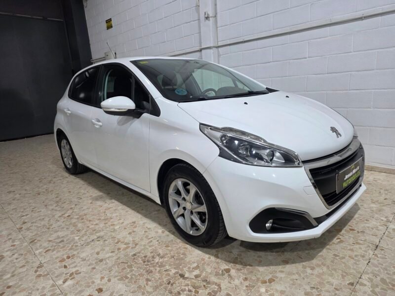 PEUGEOT 208 1.2 vti active