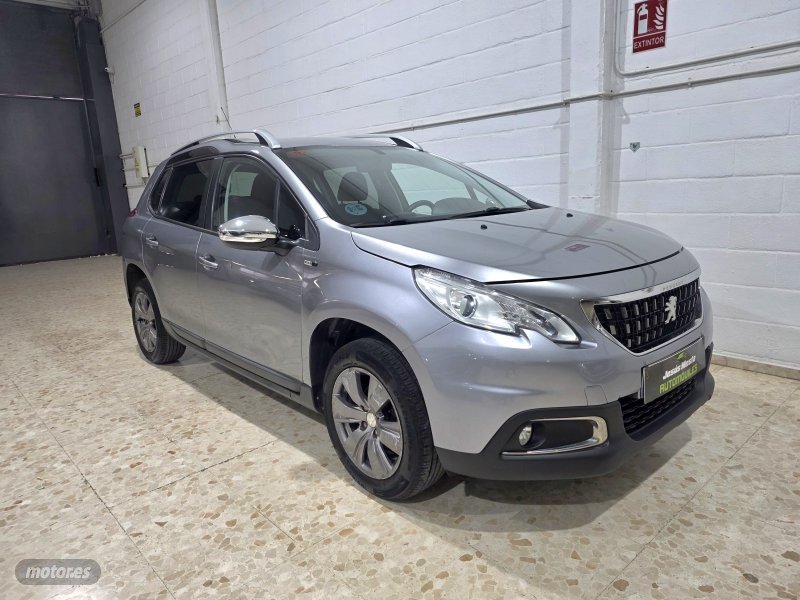PEUGEOT 2008 Style