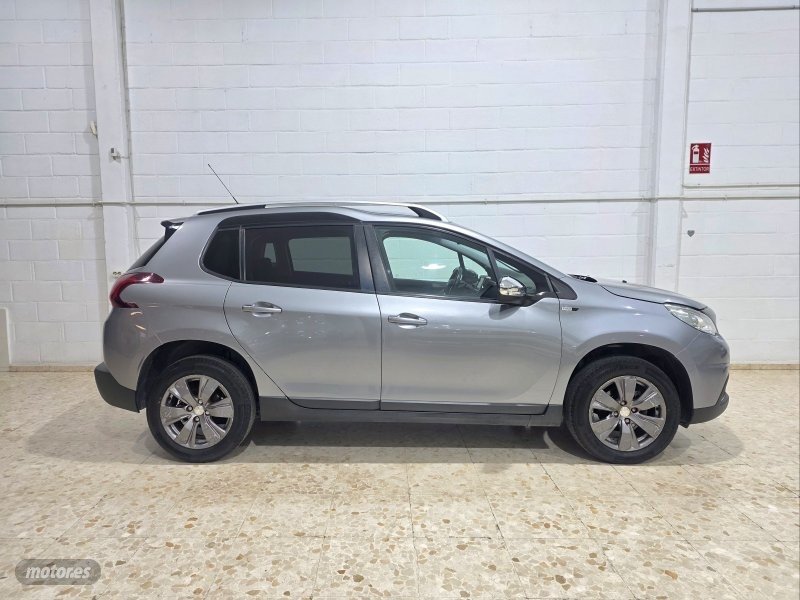 PEUGEOT 2008 Style