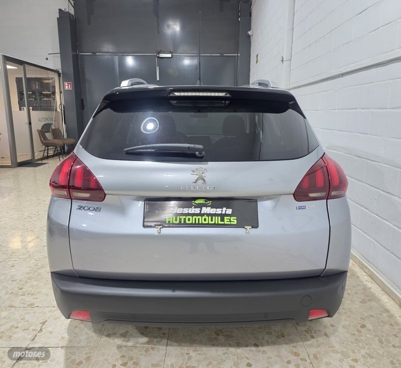 PEUGEOT 2008 Style