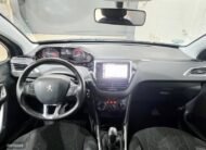 PEUGEOT 2008 Style