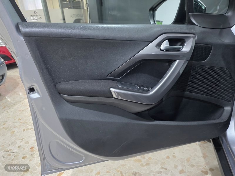 PEUGEOT 2008 Style