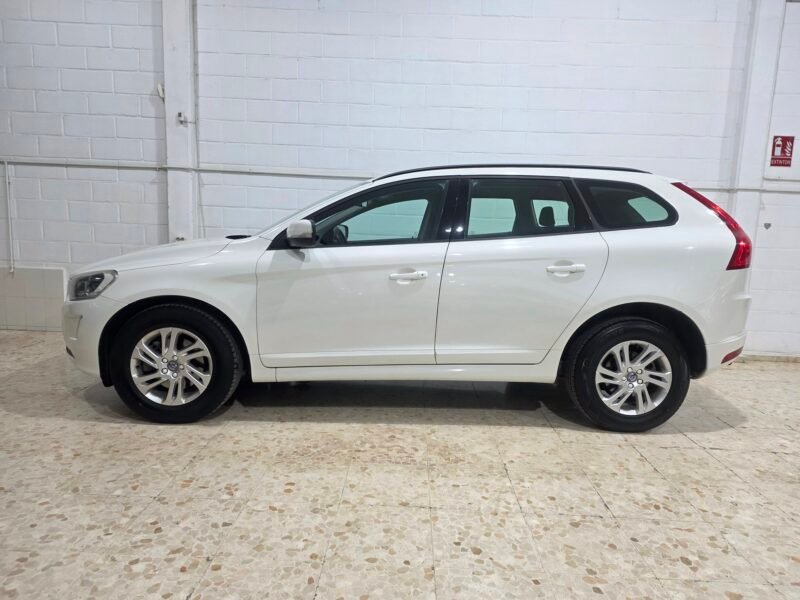 VOLVO Xc60 Premium edition