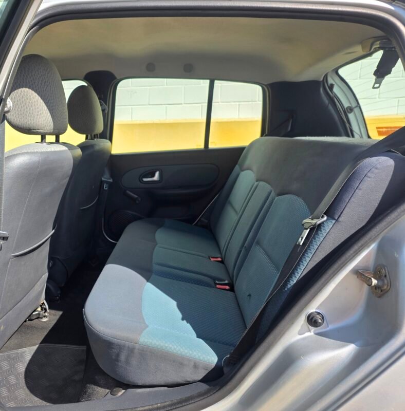 RENAULT Clio 1.5 dci