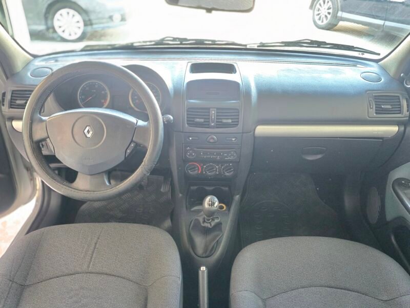 RENAULT Clio 1.5 dci