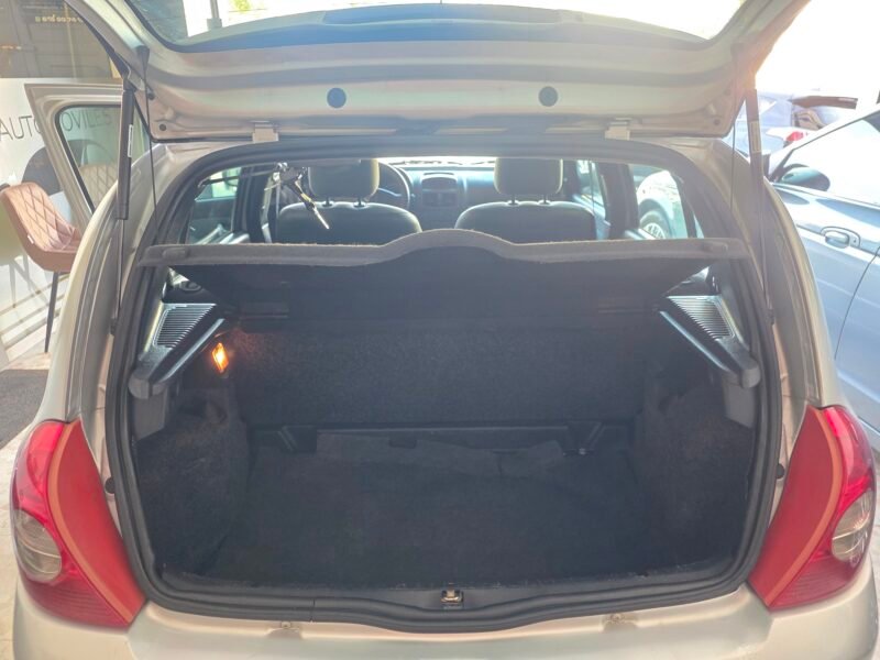 RENAULT Clio 1.5 dci