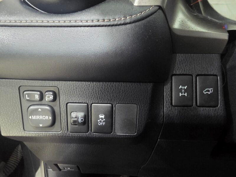TOYOTA Rav4 ADVANCE 4X4 D4D