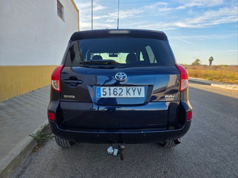 TOYOTA Rav4 ADVANCE 4X4 D4D