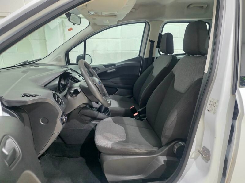 FORD TRANSIT COURIER Trend dci