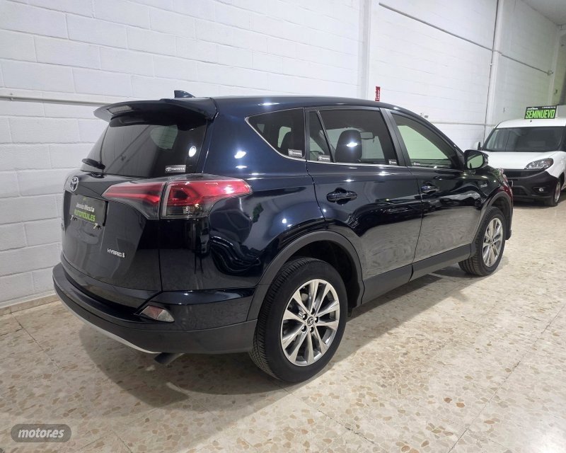 TOYOTA Rav4 ADVNCE