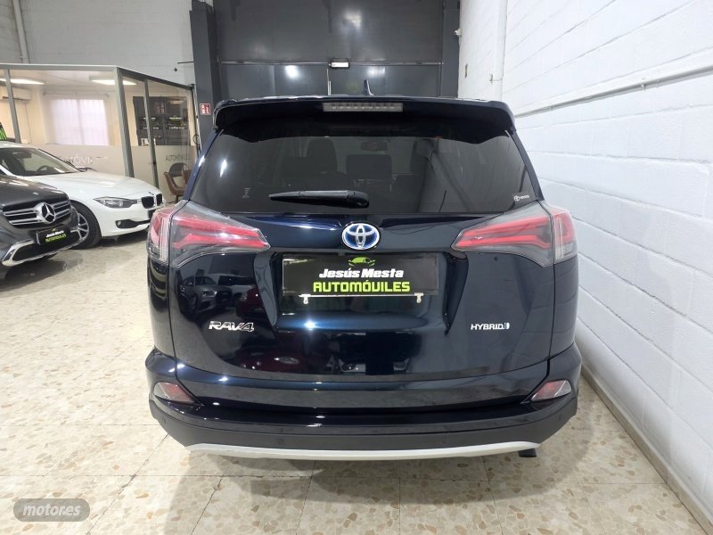 TOYOTA Rav4 ADVNCE