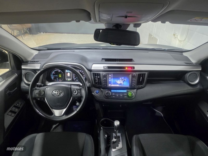TOYOTA Rav4 ADVNCE