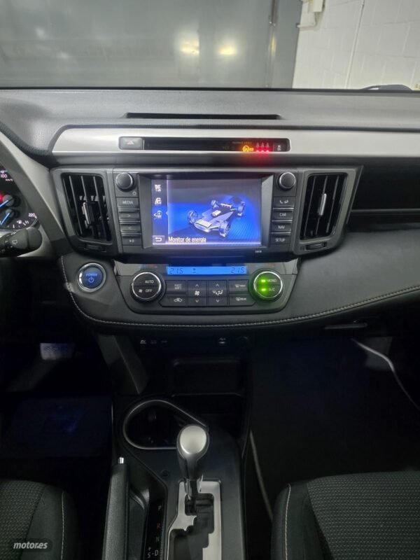 TOYOTA Rav4 ADVNCE