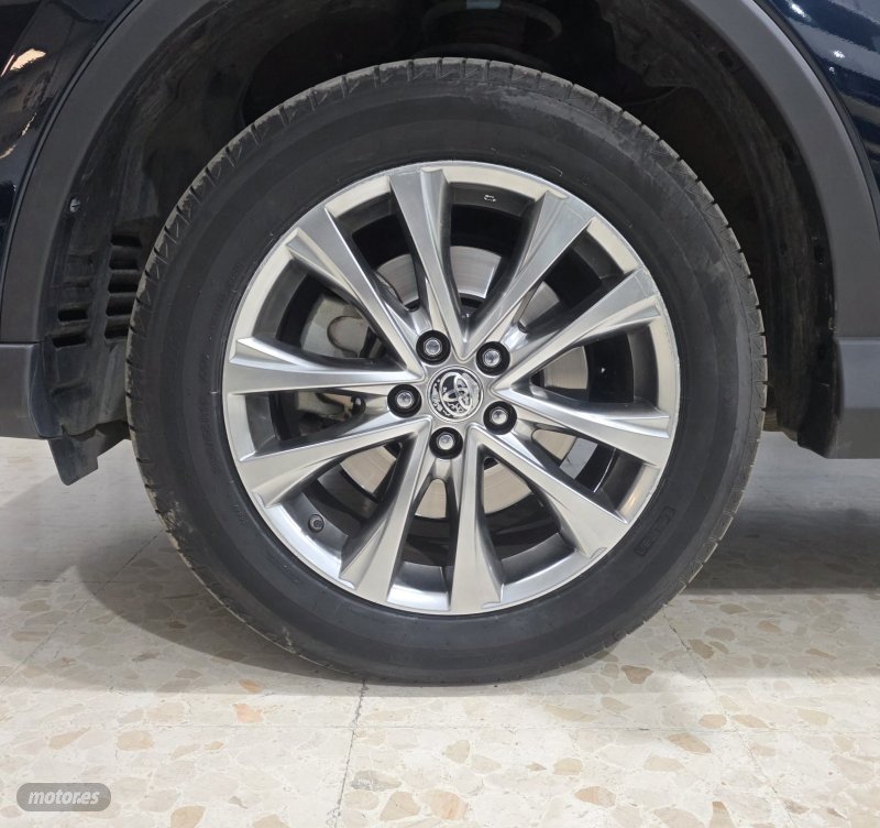 TOYOTA Rav4 ADVNCE